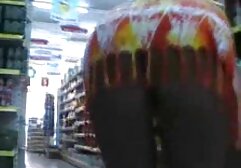 Cô gái trên xes hay nhat ban lưng ngựa cho lần đầu tiên.